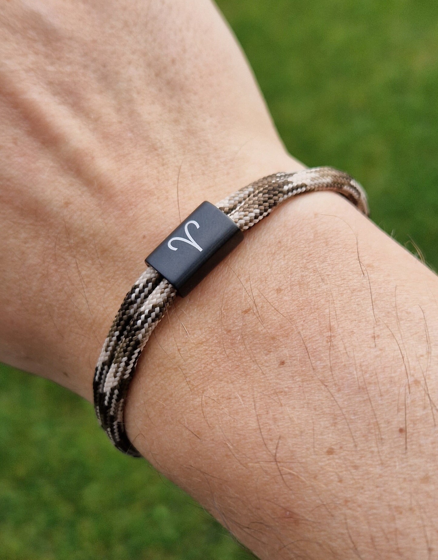 Gravur Armband mit Sternzeichen, Sternzeichen Armband