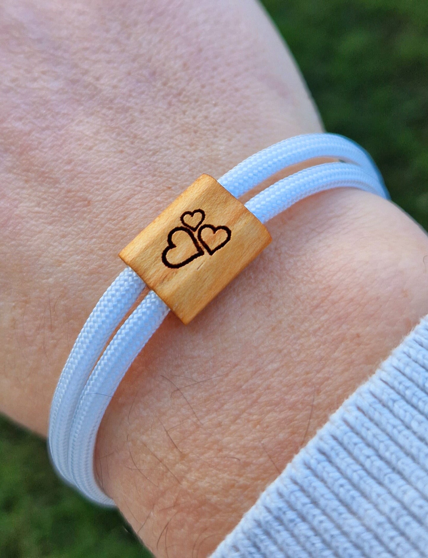 Gravur Holz Armband , Herzen, Surfer Armband, personalisiertes Armband, Valentintag, Pärchen