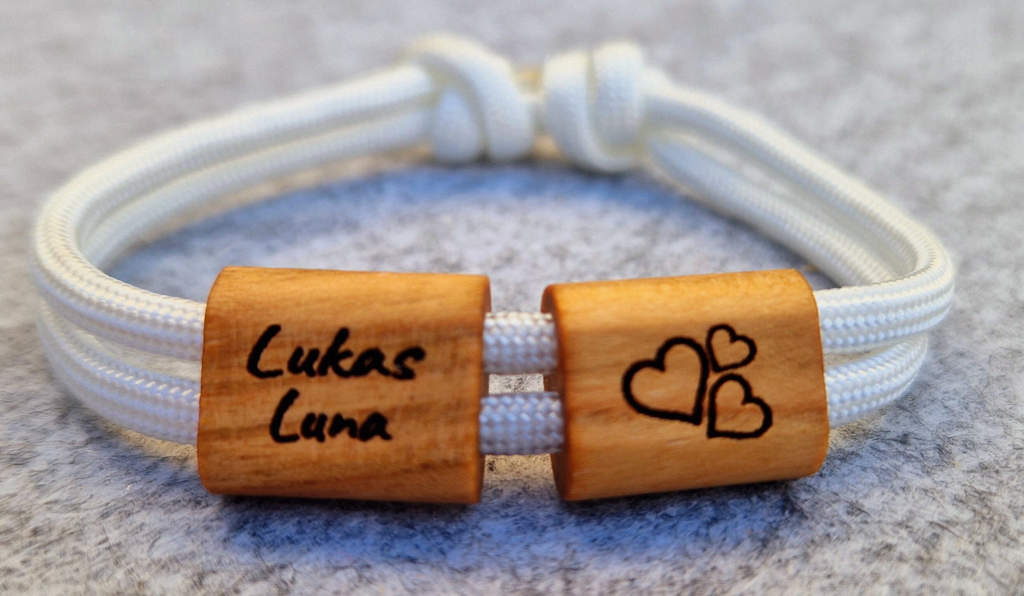 Gravur Holz Armband , Familie, Herzen