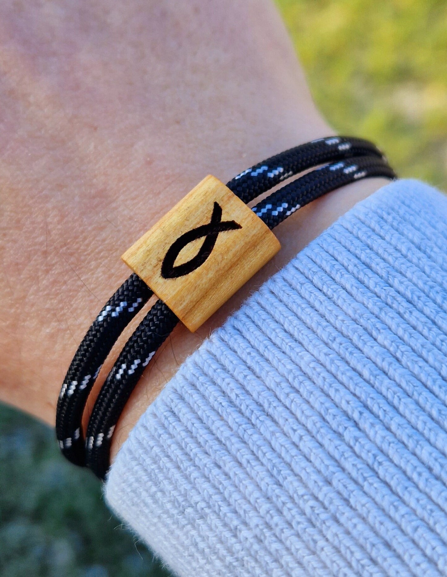 Gravur Holz Armband , Kommunion, Konfirmation, Firmung, Fisch, Armband graviert